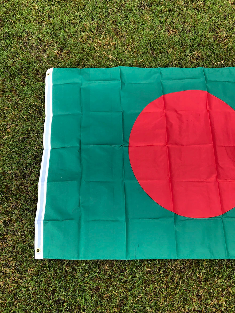 Drapeau du Bangladesh – 90x150 cm – Drapeau National en Polyester – Décoration Intérieure et Extérieure BLACKBEARD OUTDOOR INDUSTRIES