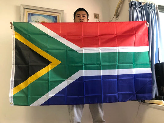 Drapeau National d'Afrique du Sud – 90x150 cm – Drapeau en Polyester Suspendu – Décoration Intérieure et Extérieure BLACKBEARD OUTDOOR INDUSTRIES