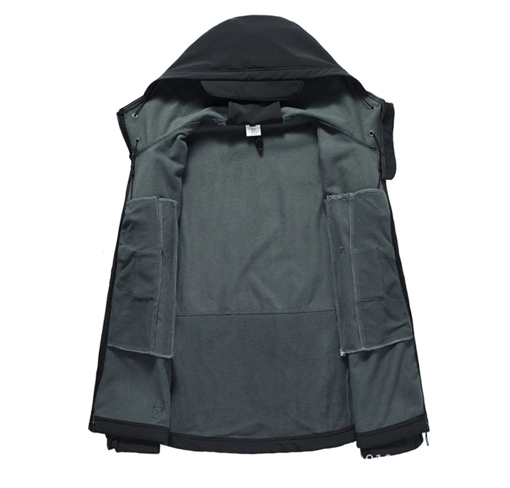 Veste Soft Shell Militaire Shark Skin – Veste Tactique Hommes, Coupe-Vent et Imperméable, Manteau Bomber à Capuche, Veste de Combat Armée pour Homme BLACKBEARD OUTDOOR INDUSTRIES