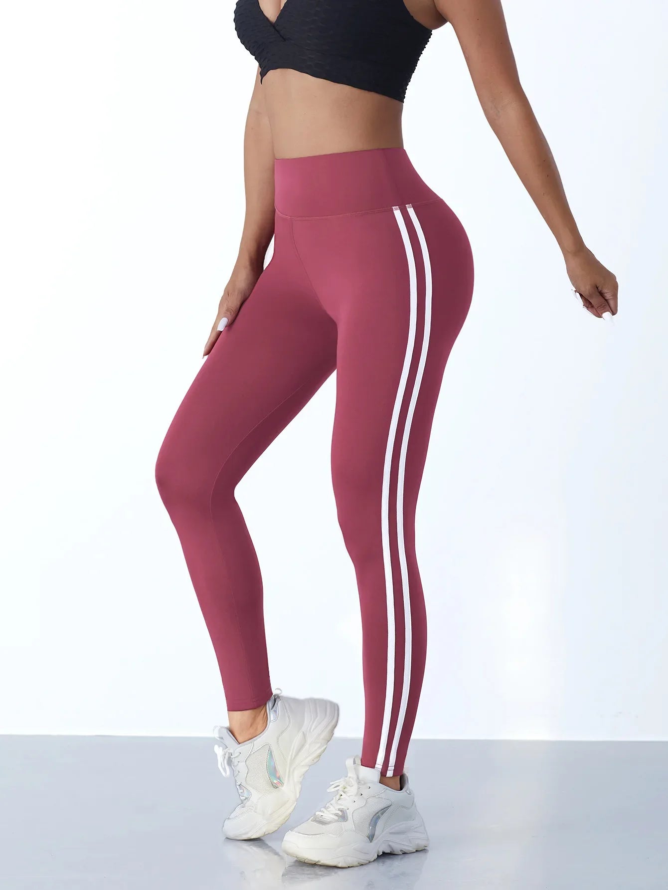 Legging Femme Taille Haute à Rayures – Effet Fessier Galbé et Coupe Sport Ajustée - BLACKBEARD OUTDOOR INDUSTRIES