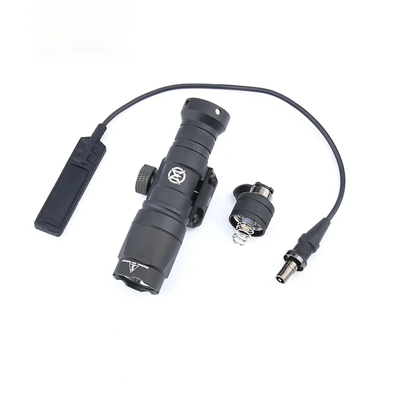 Lampe Tactique WADSN M300A – Mini Scout Light Type SureFire pour Rail 20mm - BLACKBEARD OUTDOOR INDUSTRIES