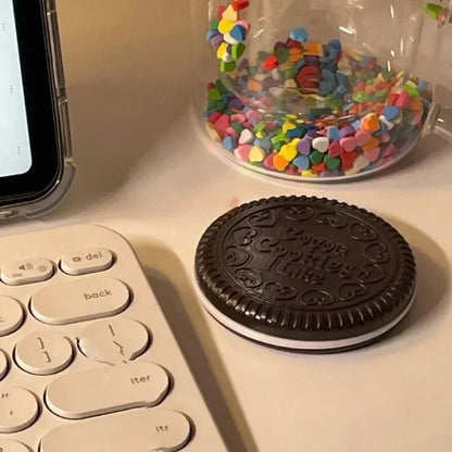Miroir de Maquillage Pliable en Forme de Biscuit au Chocolat – Avec Peigne Intégré - BLACKBEARD OUTDOOR INDUSTRIES