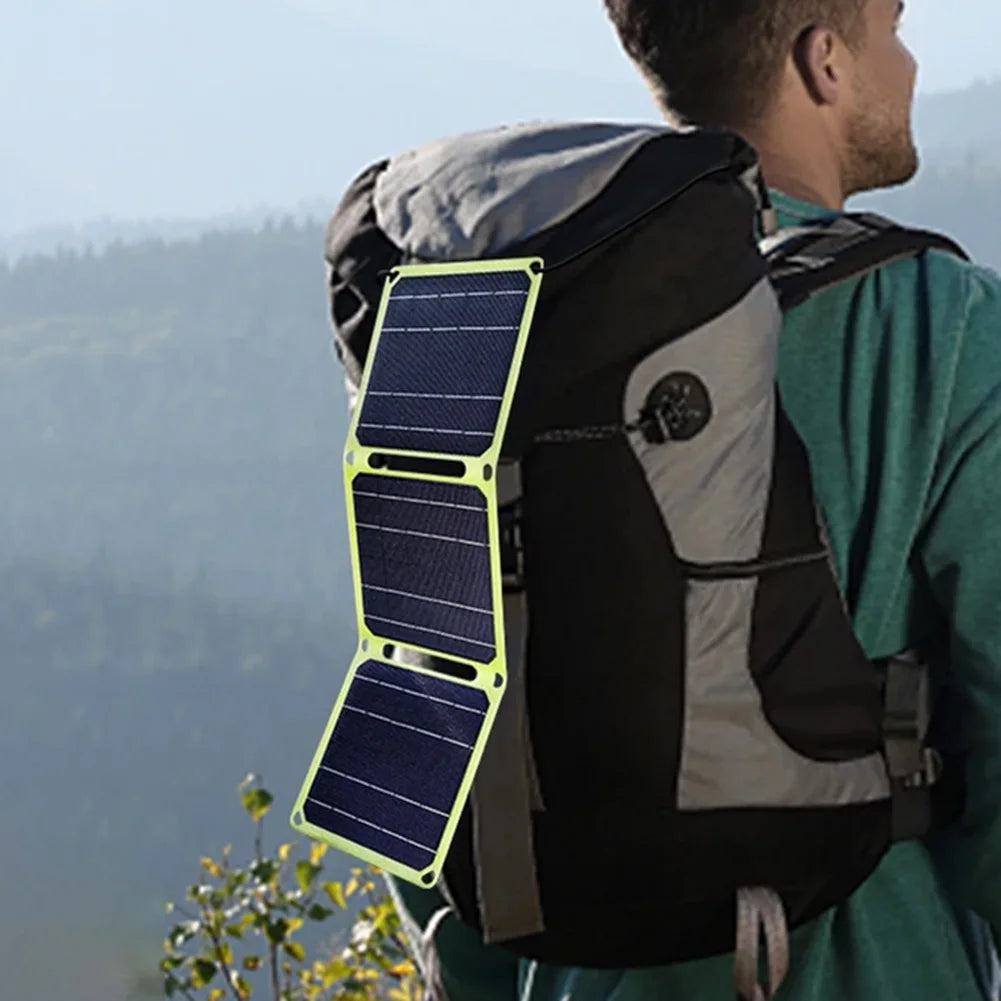 Panneau Solaire Portable Pliable VAKIND 30W/40W – 5V/18V USB-A, USB-C & DC – Étanche IP65 pour Téléphones, Powerbanks, Randonnée, Camping - BLACKBEARD OUTDOOR INDUSTRIES