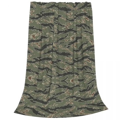 Couverture Multicam en Velours – Plaid Camouflage Militaire Multifonction, Douce et Légère - BLACKBEARD OUTDOOR INDUSTRIES