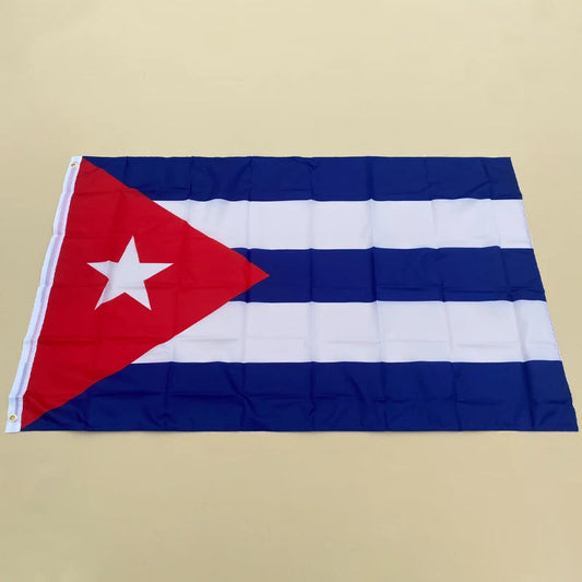 Drapeau Cubain – 90x150 cm – Drapeau en Polyester Suspendu – Décoration Intérieure et Extérieure avec Livraison Gratuite BLACKBEARD OUTDOOR INDUSTRIES