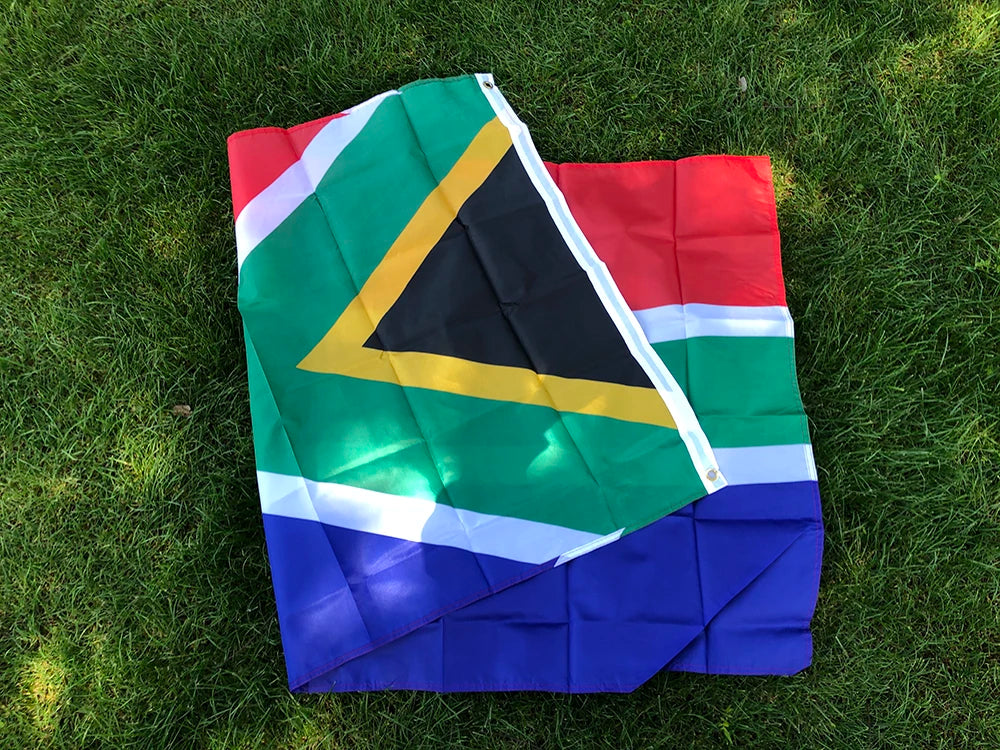 Drapeau National d'Afrique du Sud – 90x150 cm – Drapeau en Polyester Suspendu – Décoration Intérieure et Extérieure BLACKBEARD OUTDOOR INDUSTRIES