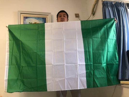 Drapeau National du Nigéria – 90x150 cm – Drapeau Vert et Blanc – Décoration Intérieure/Extérieure BLACKBEARD OUTDOOR INDUSTRIES