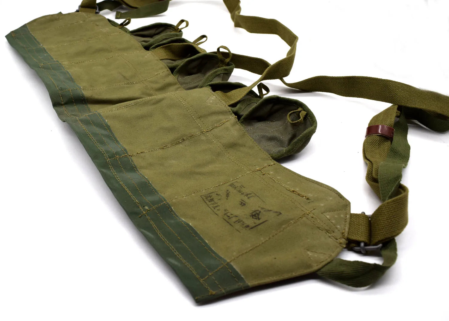 Pochette Chest Rig Surplus 7,62 mm Type 63 (68) – Poche d’Équipement Militaire Vintage - BLACKBEARD OUTDOOR INDUSTRIES