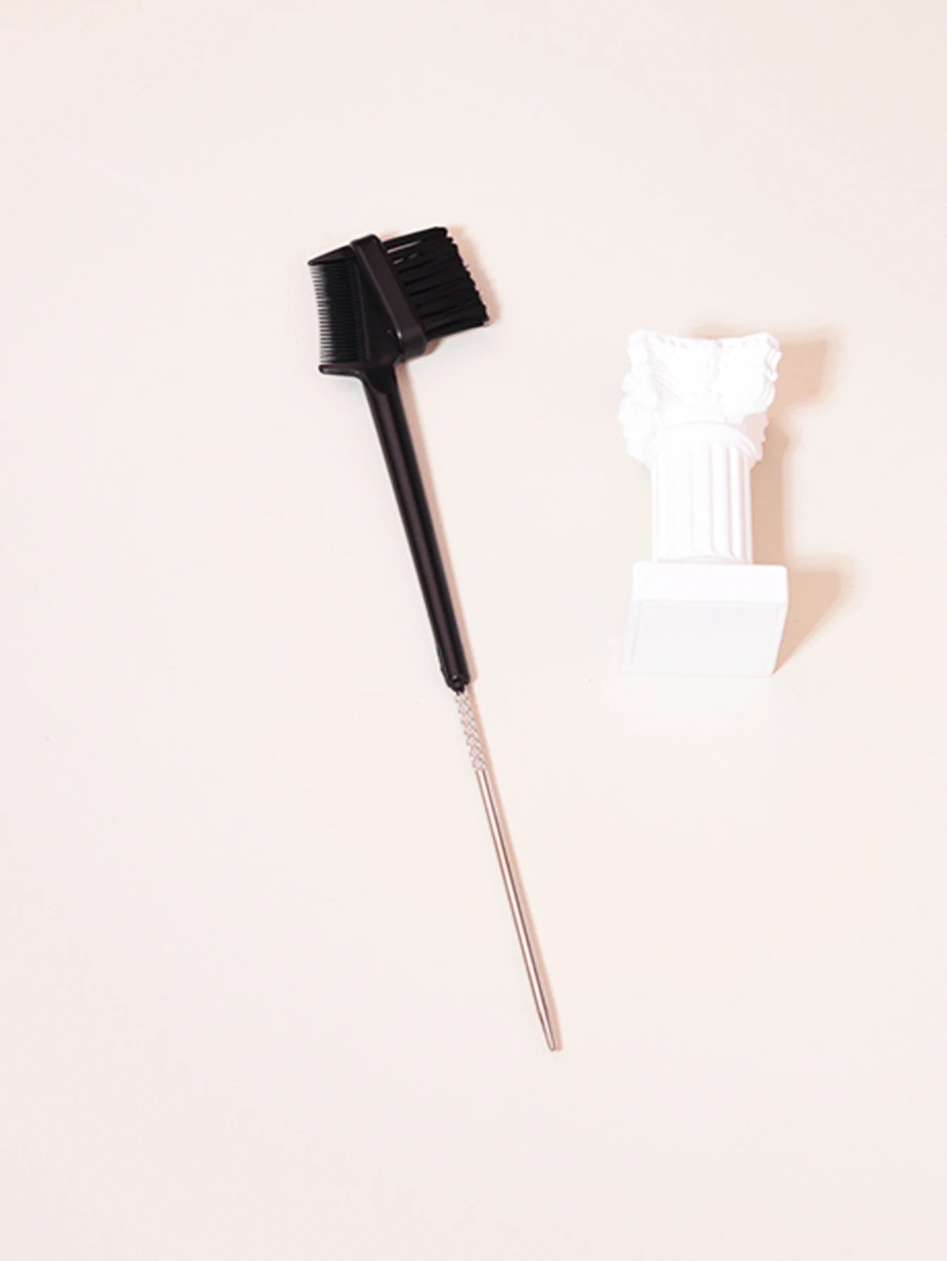 Brosse double-face pour contours et sourcils - BLACKBEARD OUTDOOR INDUSTRIES