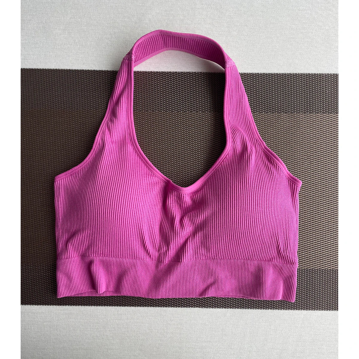 Soutien-Gorge Sans Couture à Col Halter "Limitless" - Spandex Élastique et Respirant pour Femmes, Confort et Maintien, Idéal pour le Fitness et le Yoga - BLACKBEARD OUTDOOR INDUSTRIES