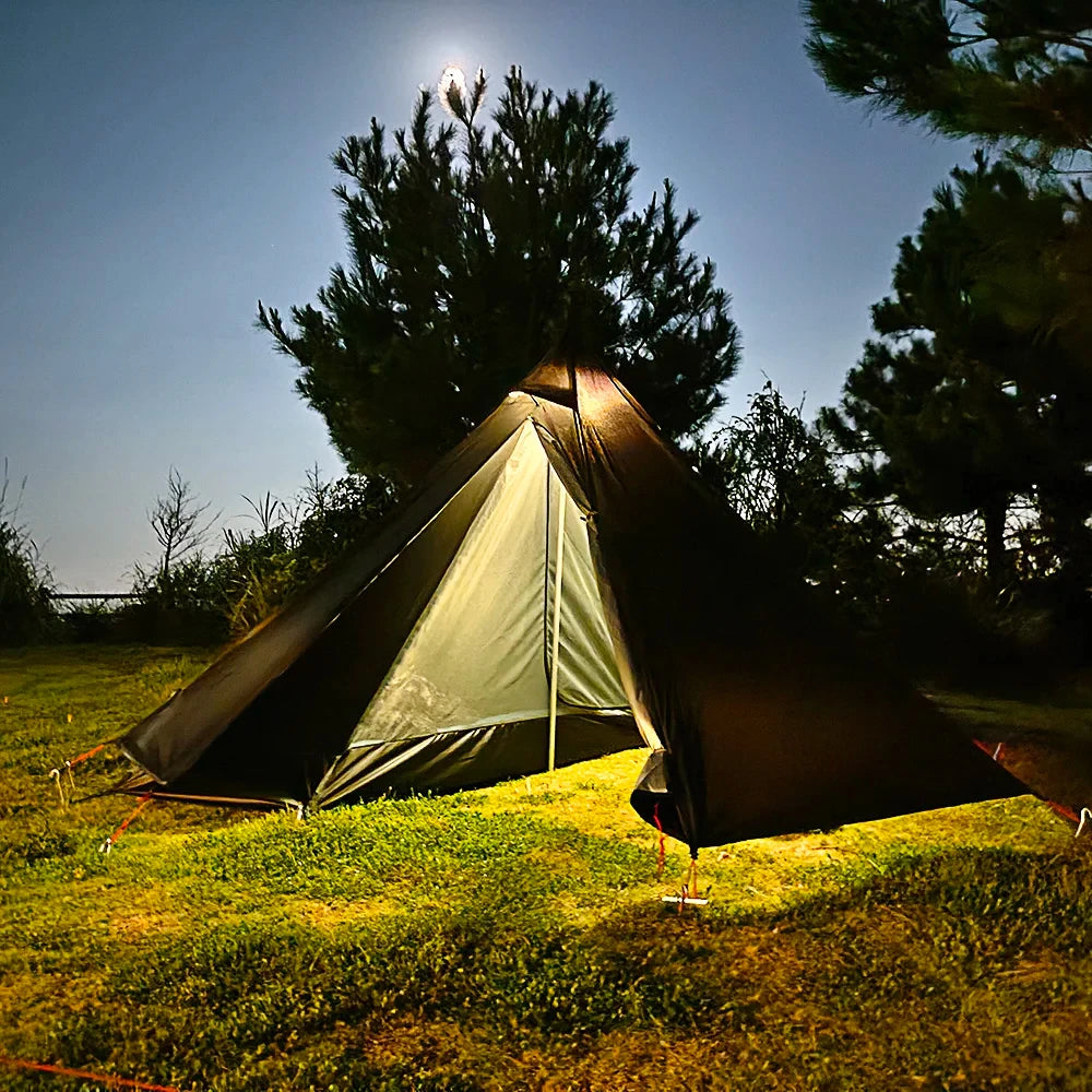 Tente Hot Tent Tipi 1 Personne – Avec Fenêtre pour Cheminée | Double Paroi | 3 Saisons | Bushcraft / Camping Solo - BLACKBEARD OUTDOOR INDUSTRIES