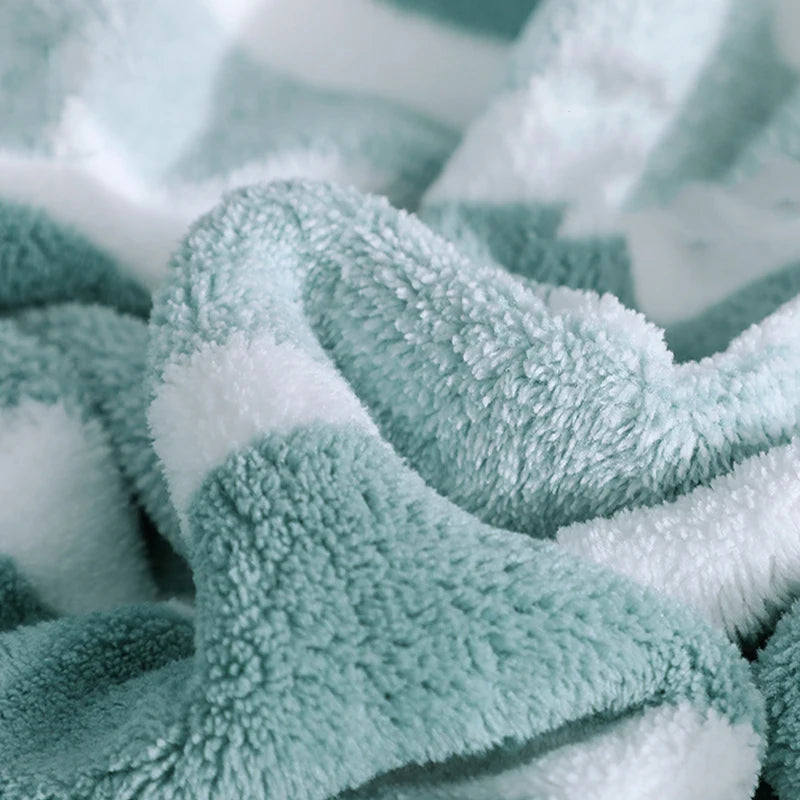 Serviette de Bain Épaisse et Absorbante - Serviette Douce pour le Visage – Idéale pour la Maison BLACKBEARD OUTDOOR INDUSTRIES