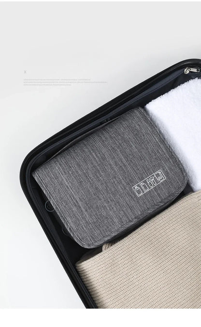 Trousse de Toilette Suspendue Imperméable – Homme & Femme – Tissu Oxford Haute Qualité - BLACKBEARD OUTDOOR INDUSTRIES
