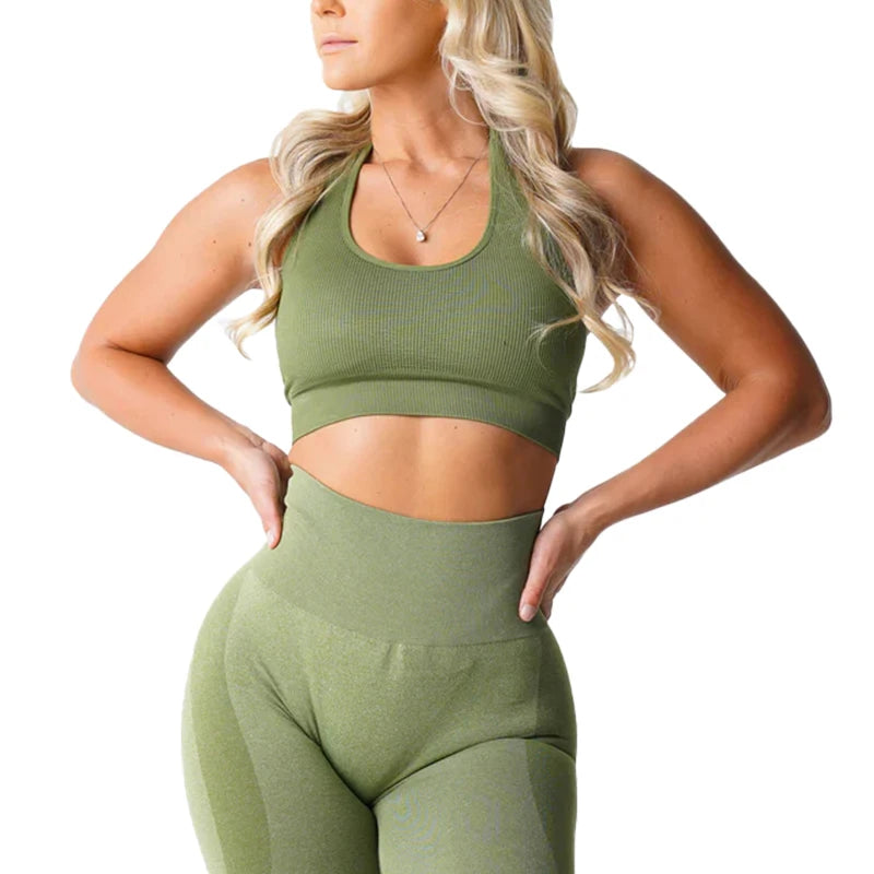 Soutien-Gorge Sans Couture à Col Halter "Limitless" - Spandex Élastique et Respirant pour Femmes, Confort et Maintien, Idéal pour le Fitness et le Yoga - BLACKBEARD OUTDOOR INDUSTRIES