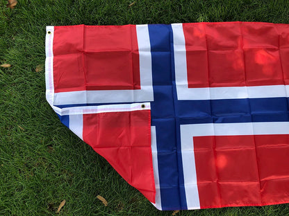 Drapeau de la Norvège – 90x150 cm – Drapeau National Norvégien en Polyester – Décoration Intérieure et Extérieure BLACKBEARD OUTDOOR INDUSTRIES