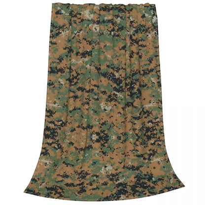 Couverture Camouflage Marpat Woodland – Plaid Militaire Doux en Laine - BLACKBEARD OUTDOOR INDUSTRIES