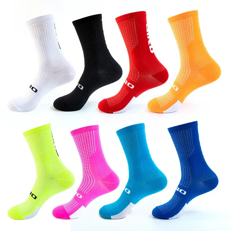 Professional Cycling Socks – Chaussettes de Cyclisme Respirantes pour Homme & Femme - BLACKBEARD OUTDOOR INDUSTRIES